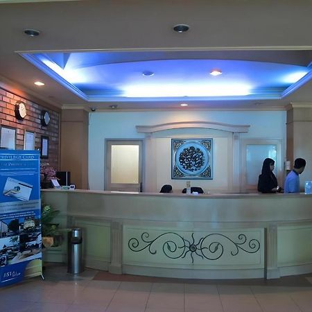 Buana Lestari Hotel Balikpapan  Exterior photo