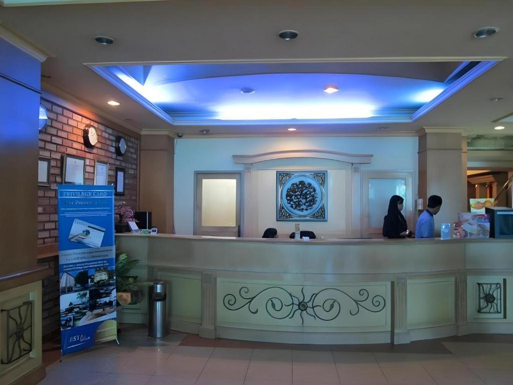 Buana Lestari Hotel Balikpapan  Exterior photo