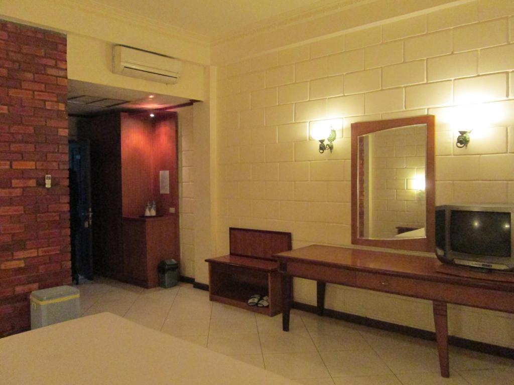 Buana Lestari Hotel Balikpapan  Exterior photo